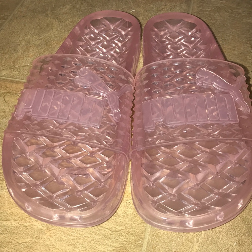 Fenty slides